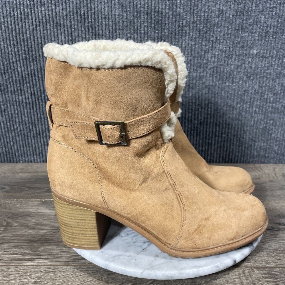 American Eagle Boots Womens 10‎ Beige Buckle Shepra Lined Faux Suede Heels Cute